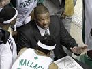 Doc Rivers, kou Bostonu Celtics, radí svým svencm pi time-outu