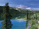 Alaska Highway - Muncho Lake