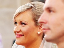 Svatební obřad - "Miss parlament", poslankyně Jana Radová se vdala za MUDr. Jana Kasla v kostele sv. Bartoloměje v Plzni