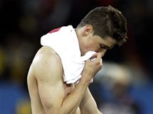 Zklaman panlsk tonk Fernando Torres opout hit po prohe se vcarskem.