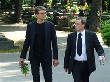Reisr Jan Svrk m na psledn rozlouen s Ladislavem Smoljakem (11. ervna 2010)