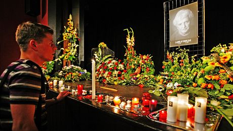 Rozlou�ení s Ladislavem Smoljakem v Divadle Járy Cimrmana (11. �ervna 2010)
