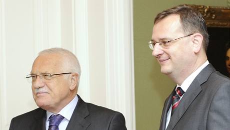 Prezident Václav Klaus pijal na Praském hrad lídra ODS Petra Nease. (18. ervna 2010)