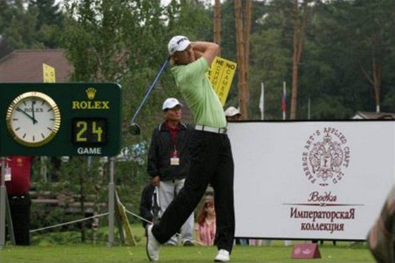 Jevgenij Kafelnikov v nové golfové roli.