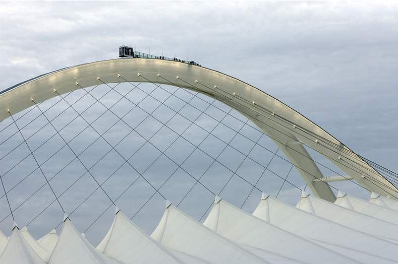 Nejvyí bod konstrukce stadionu Mosese Mabhidy v Durbanu slouí i jako rozhledna 