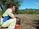 Britský princ Harry vyrazil do minových polí v Mosambiku. Po vzoru své matky