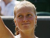 Petra Kvitov zdrav divky po vhe nad Caroline Wozniackou ve 4. kole Wimbledonu