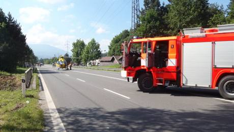 Tragická nehoda pi pebíhání silnice I/56 ve Frýdlantu nad Ostravicí