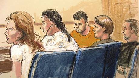 Pět podezřelých už se objevilo před newyorským soudem (29. června 2010).