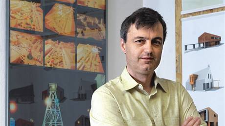 Prání mít co nejhez�í a nejlevn�j�í d�m mu nevadí. Je to výzva, �íká architekt Radim Václavík