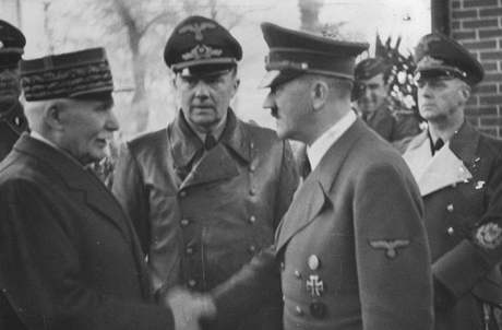 Maršál Pétain a Adolf Hitler se setkali 24. října 1940 v Montoire