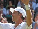 Tomá Berdych slaví postup do semifinále Wimbledonu
