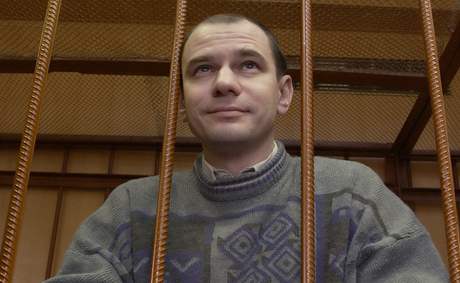 Ruský vdec Igor Suagin vznný za pioná (7. dubna 2004)