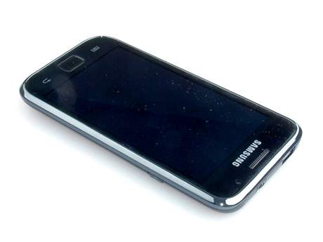 Samsung i9000 Galaxy S - velký rival iPhonu 4