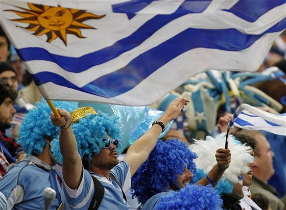 Tihle muži fandí Uruguayi
