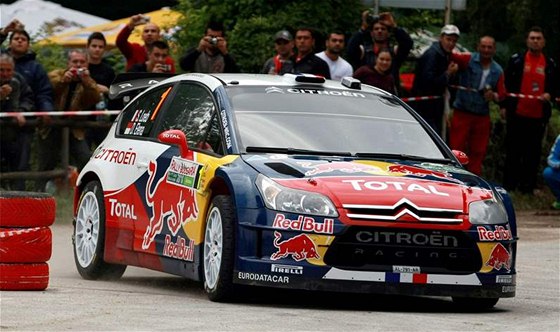 Sébastien Loeb na citroenu pi Bulharské rallye.