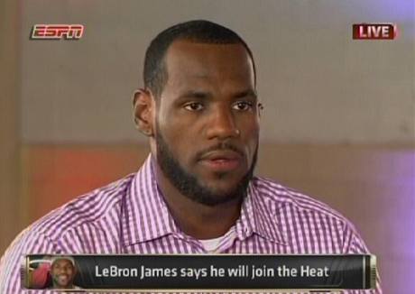 LeBron James oznamuje sv rozhodnut stt se hrem Miami Heat