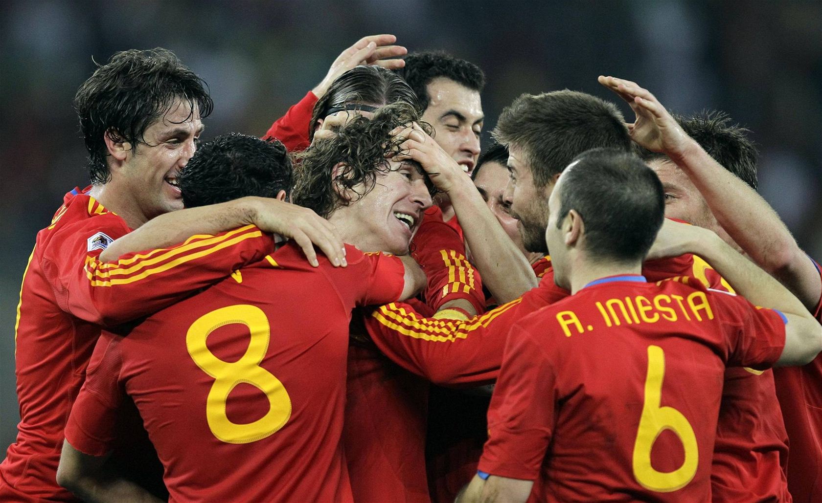 �AMPIONI. Mistrovství sv�ta 2010 v Ji�ní Africe vyhráli fotbalisté �pan�lska.