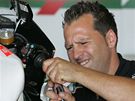 Mistrovství svta superbik - mechanik stáje Aprillia Maxe Biaggiho.