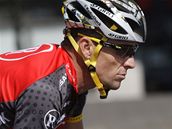 Trnink ped startem slavn Tour de France. Lance Armstrong 