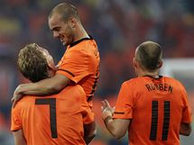 Na vrcholu blaha i pyramidy je autor vítězné nizozemské branky Wesley Sneijder