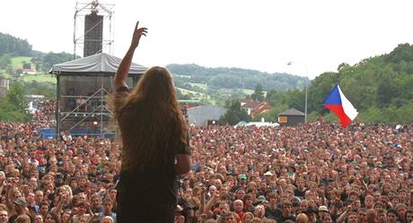 Fanouk se na festivalu Masters of Rock selo na ptadvacet tisíc.