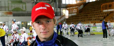 Gólman Karlových Var Luká Mensator byl hostem hokejového kempu v Pelhimov.