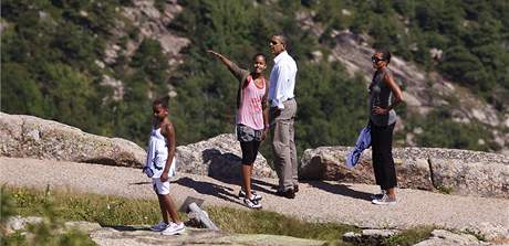 Barack Obama si s rodinou vyrazil na vkend do nrodnho parku Acadia ve stt Maine (16. ervence 2010)
