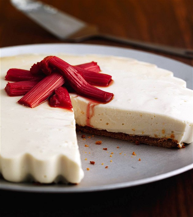 Cheesecake s rebarborou