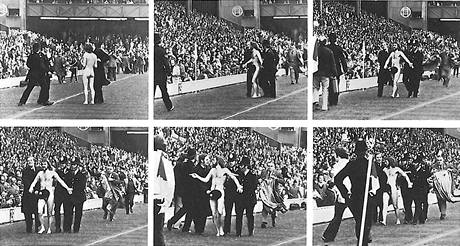 Sekvence snmk nahho rugbyovho fanouka, jak ho zachytil fotograf Ian Bradshaw v roce 1974.