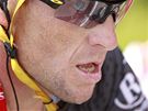 ZTRATIL. Lance Armstronga stála osmá etapa hodn sil, na elo závodu nabral tém dvanáctiminutovou ztrátu.