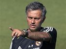 ZAÁTEK JEHO ÉRY. José Mourinho chce vést Real Madrid podle svých pedstav.