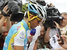 Alberto Contador ped objektivy kamer