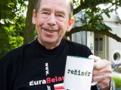 Václav Havel při natáčení svého Odcházení
