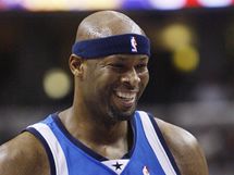 Erick Dampier v dresu Dallasu Mavericks