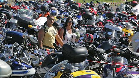 Návtvníci mistrovství svta superbik v Brn (11. ervenec 2010) 