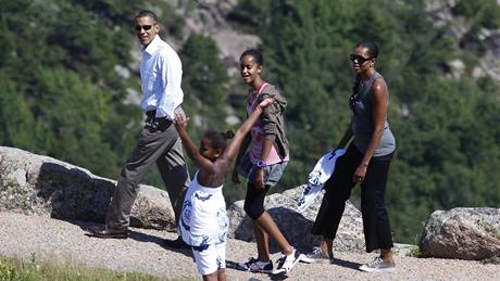 Barack Obama si s rodinou vyrazil na víkend do národního parku Acadia ve stát Maine (16. ervence 2010)