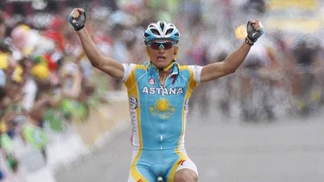 Alexander Vinokurov vítzí ve 13. etap Tour de France