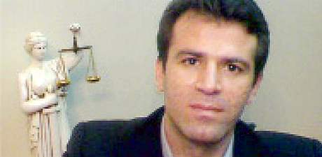 Íránský právník Mohammed Mostafej.