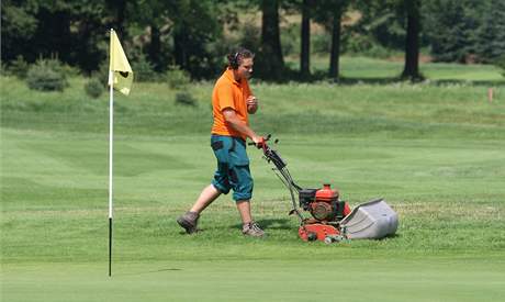 Golfov hit v eladn se pipravuje na Czech Open 2010.