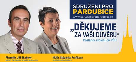 Billboard Sdruení pro Pardubice s poslanci tpánkou Frakovou (VV) a Jiím Skalickým (TOP 09)