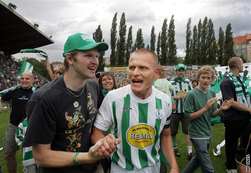 SPORT FOTO 2010: Michal Sváek z MF DNES vystavuje fotografie ze ivota klubu Bohemians 1905 a jeho píznivc