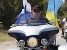 Vladimír Putin na motorkáském sraze na Ukrajin