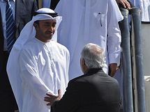 Ministr zahrani Spojench arabskch emirt ejk Abdullh bin Zajd Al Nadan v afghnskm Kbulu (20. 7. 2010)