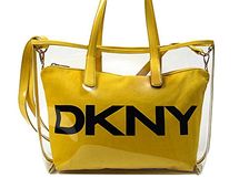 Tašky k vodě: S písmeny, DKNY, 2 460 Kč