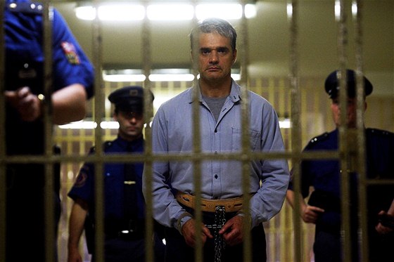 Kinům pomohl i film o vězni Jiřím Kajínkovi, kterého si zahrál Konstantin Lavroněnko.