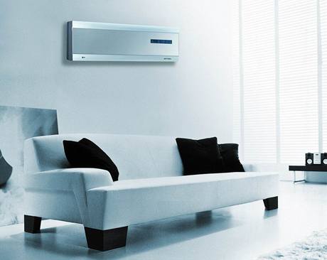 Design současných klimatizací lze sladit s moderním nábytkem