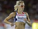 Britská atletka Jennifer Meadowsová na trati finálového závodu na 800 m, ve kterém vybojovala tetí místo.