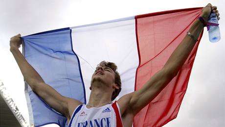 NEJRYCHLEJŠÍ EVROPAN. Francouz Christophe Lemaitre zvítězil po běhu na 100 m i na dvojnásobné trati.