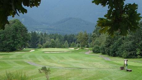 Golfové hit Old Course v eladné, jamka . 3.